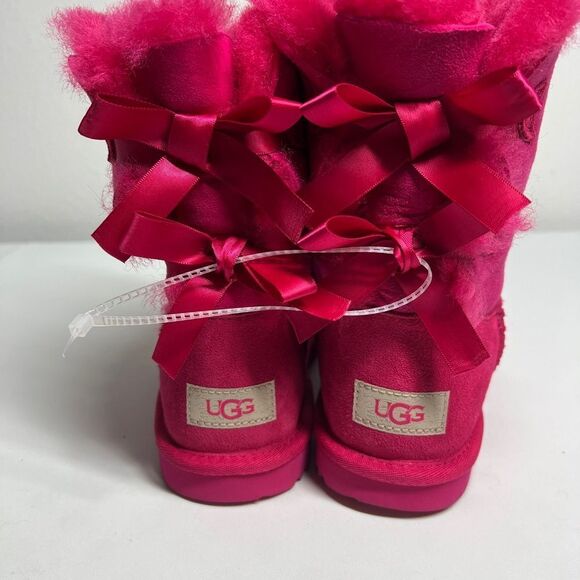 Ugg Mini Bailey Bow II Pink Azalea Fur Boots Big Kids Size 5 Women’s Size 6,5NWT - Picture 2 of 10